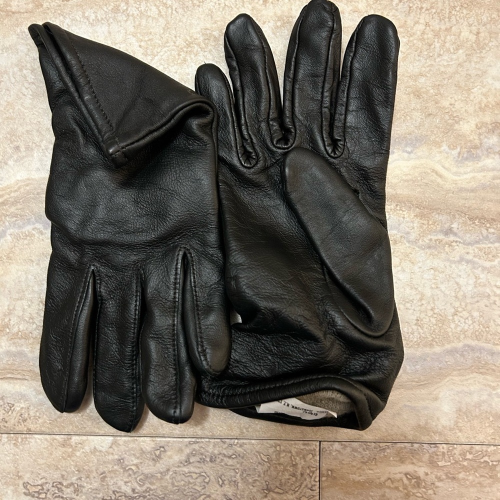 Army issued black leather gloves
